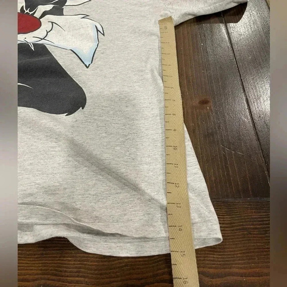 Vtg 93’ Silvester & Tweety Graphic Single Stitch T-Shirt - Picture 7 of 8